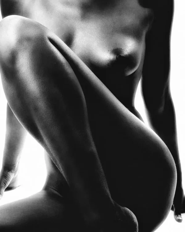 1005250112117 MODEL STUDY 8X10 PRINT