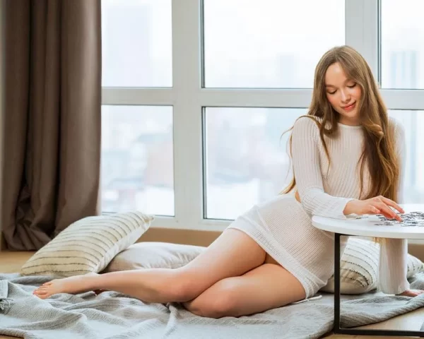 28112500019893 MODEL STUDY 8X10 PRINT