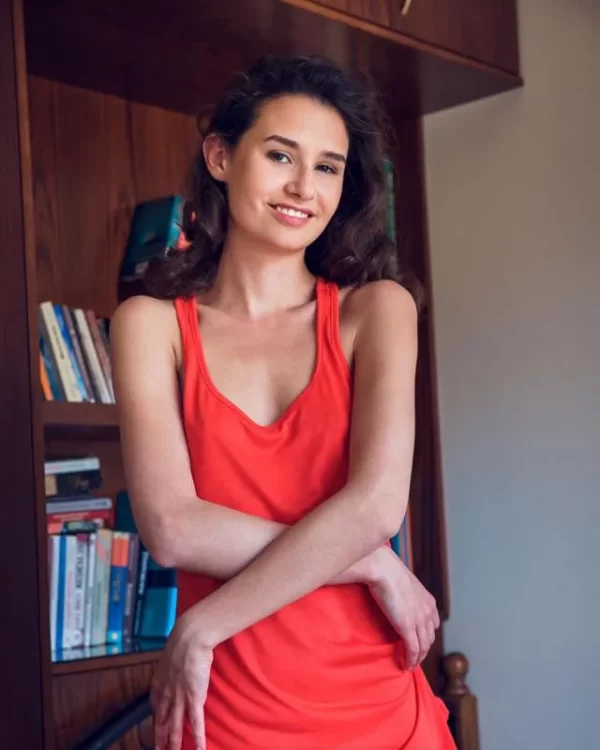 28112500060610 MODEL STUDY 8X10 PRINT